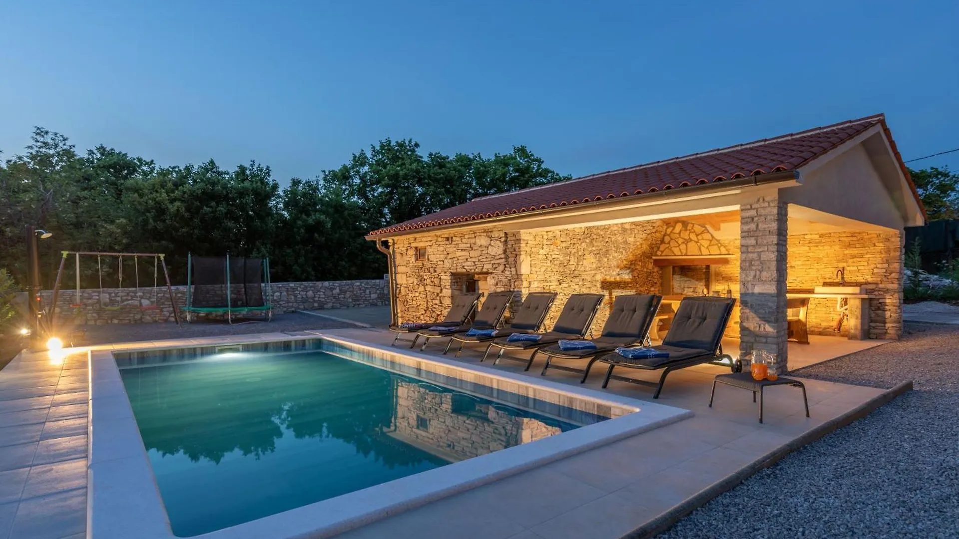 Villa Biba, A Seaside Hideaway With A Pool Ubasico クロアチア